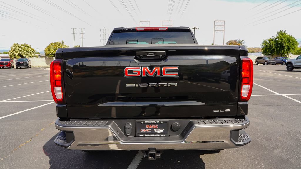 New 2026 GMC Sierra 1500 SLE w/ Max Trailering Package AWD/4WD image 9