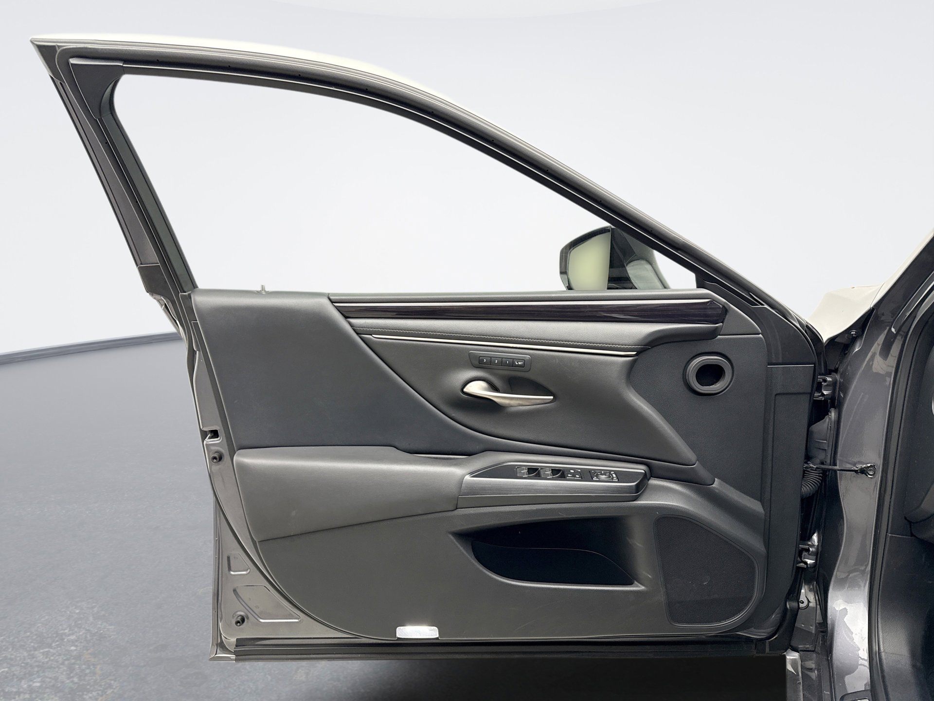 Used 2021 Lexus ES 250 w/ Premium Package image 9