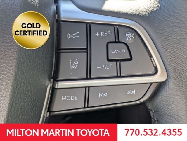 Certified 2026 Toyota Sienna XLE FWD image 30