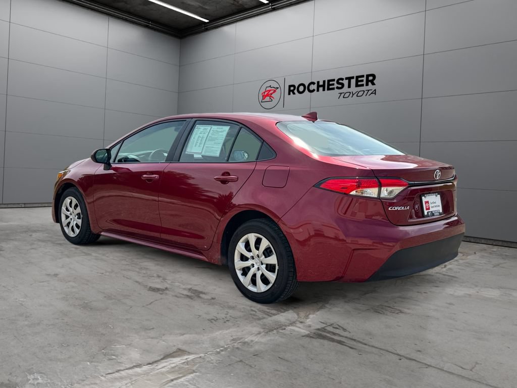 Certified 2025 Toyota Corolla LE FWD image 3