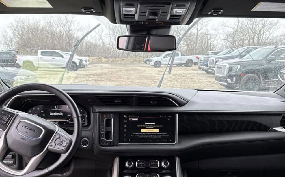 Used 2024 GMC Yukon Denali w/ Max Trailering Package image 7