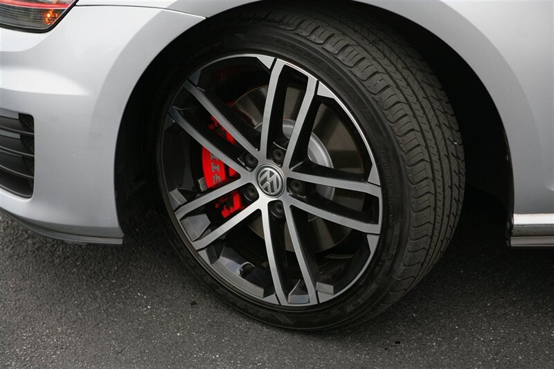 Used 2017 Volkswagen GTI Sport FWD image 3