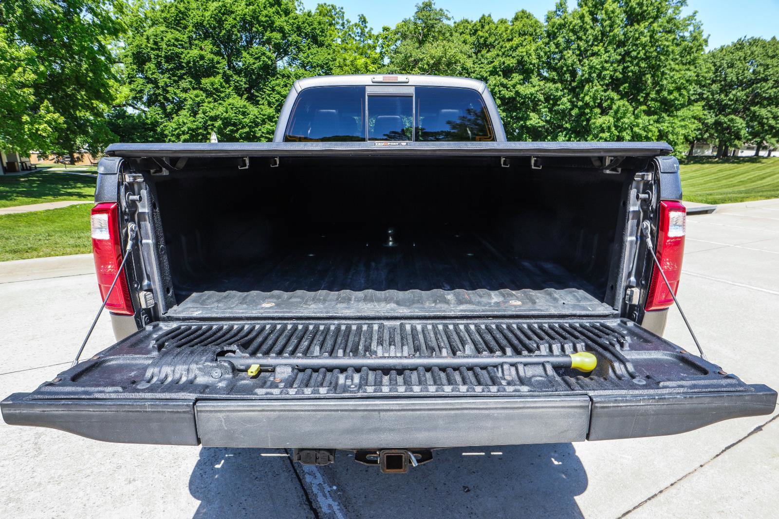 Used 2013 Ford F250 Lariat w/ Lariat Interior Pkg AWD/4WD image 21
