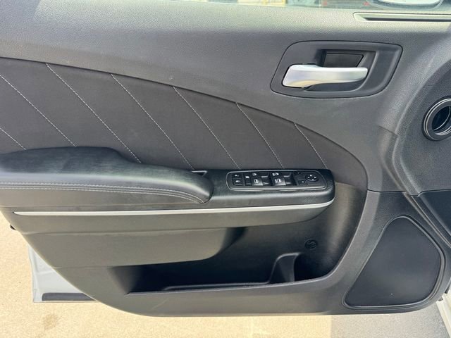 Used 2023 Dodge Charger SXT image 12