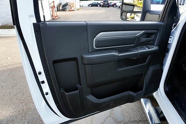 New 2024 RAM 2500 Tradesman w/ Chrome Appearance Group image 23