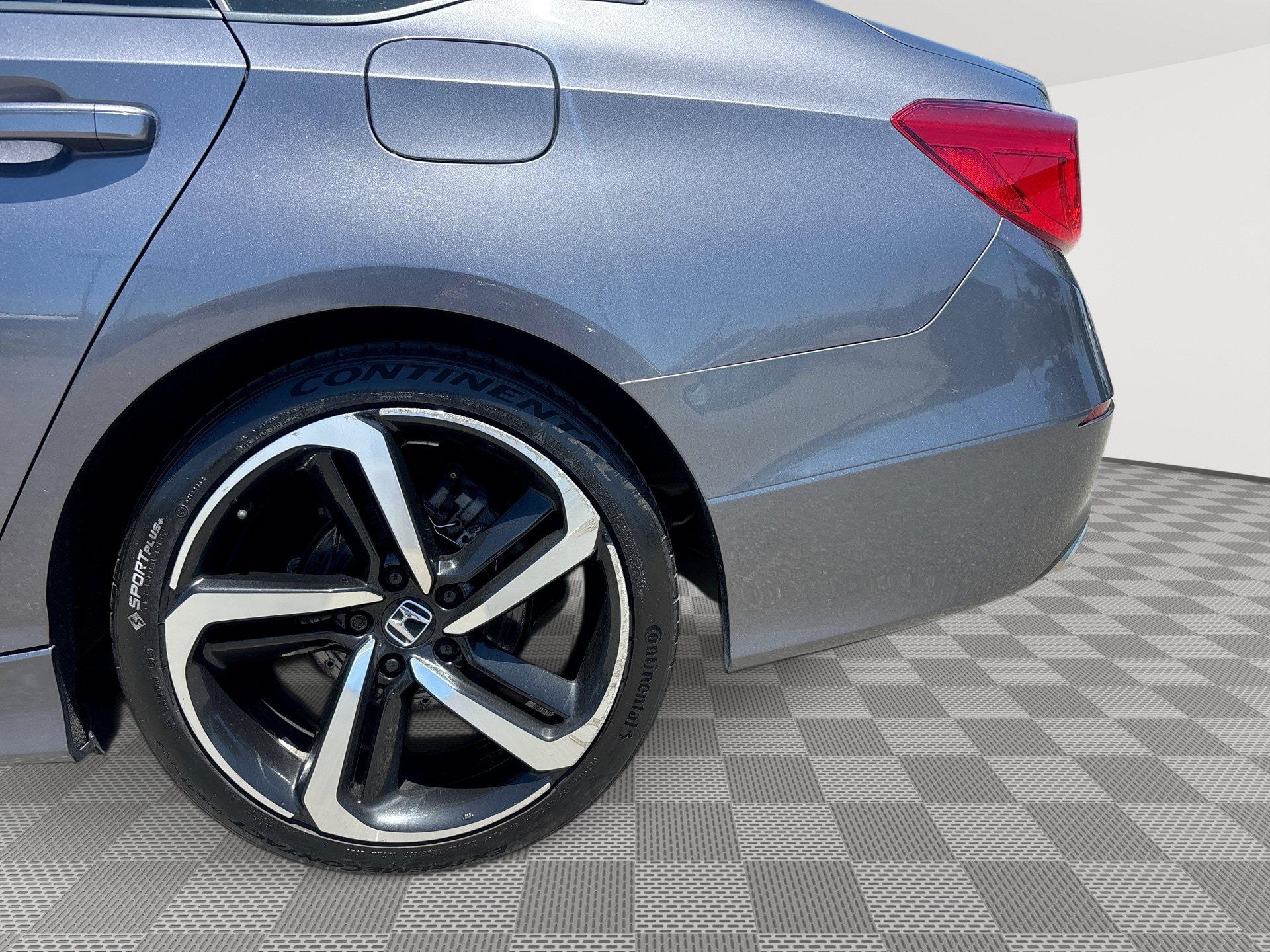 Used 2019 Honda Accord Sport image 28