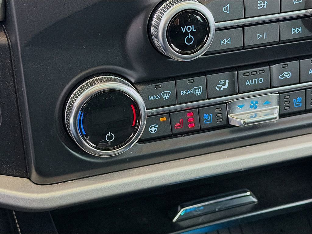 Used 2022 Ford Expedition Max XLT image 42