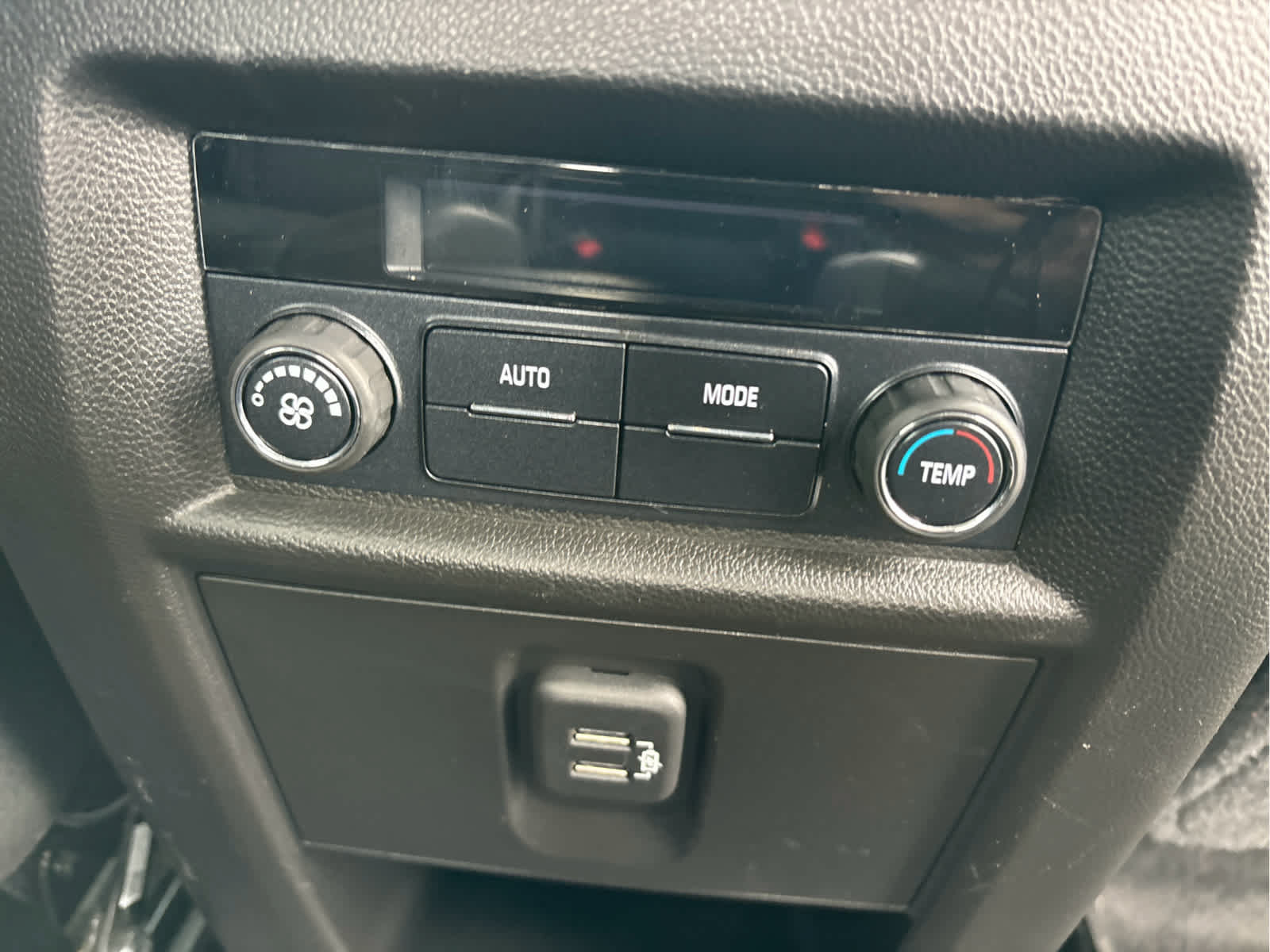 Certified 2019 Chevrolet Traverse LT w/ LPO, Floor Liner Package AWD/4WD image 23