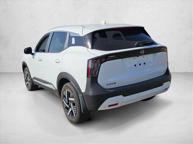 Used 2025 Nissan Kicks SV w/ SV Premium Package image 8