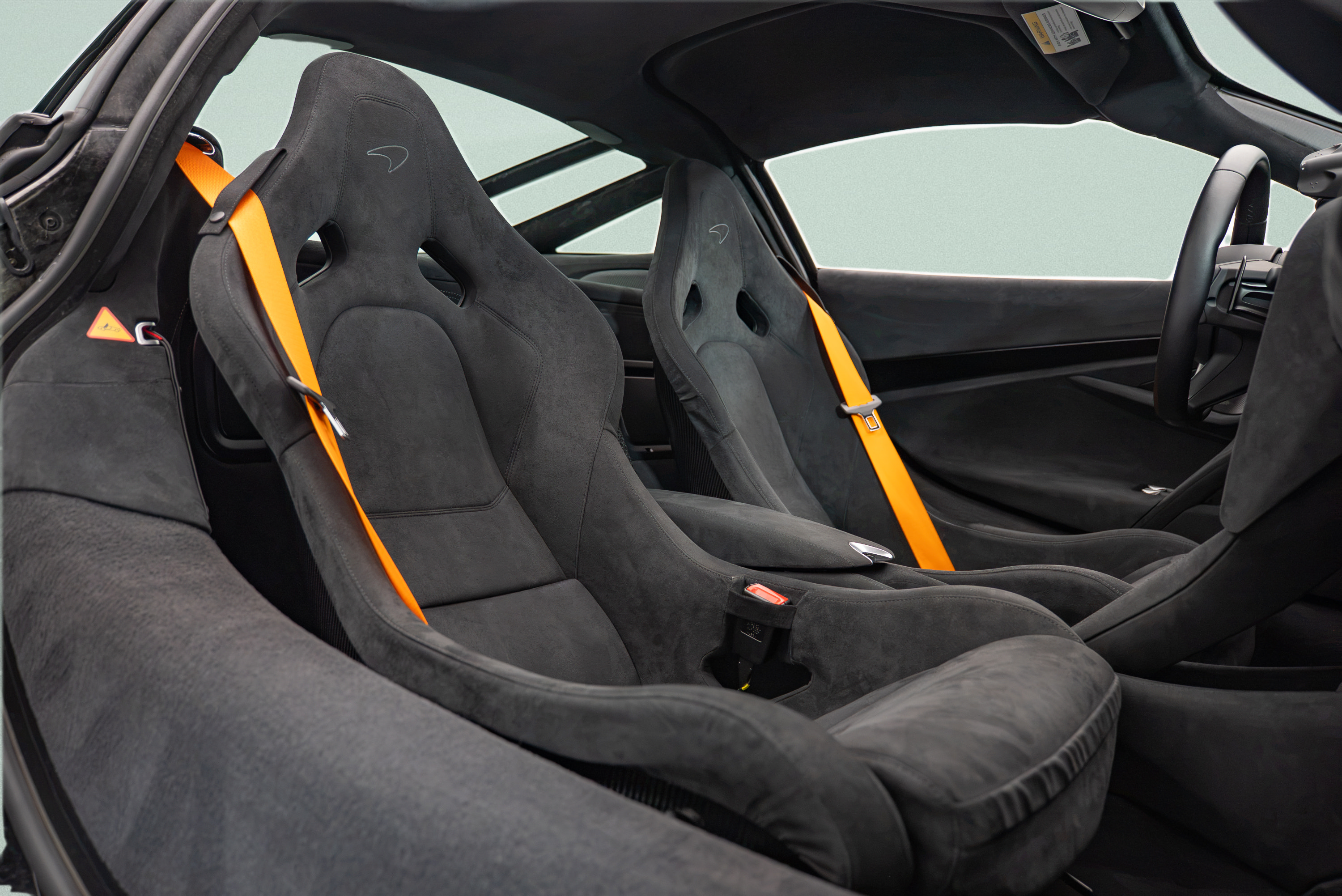 Used 2024 McLaren 750S RWD image 16