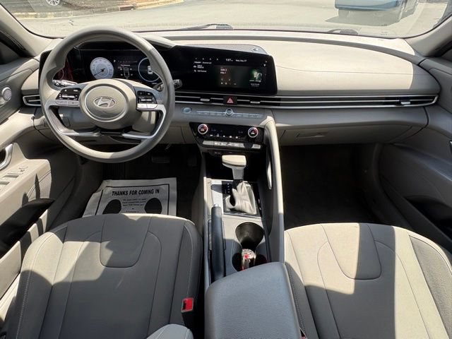Used 2024 Hyundai Elantra SEL FWD image 20