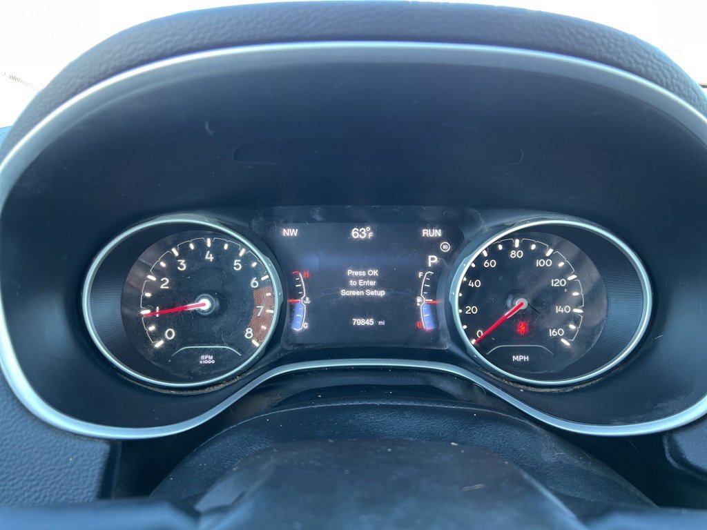 Used 2018 Jeep Compass Latitude w/ Popular Equipment Group image 9