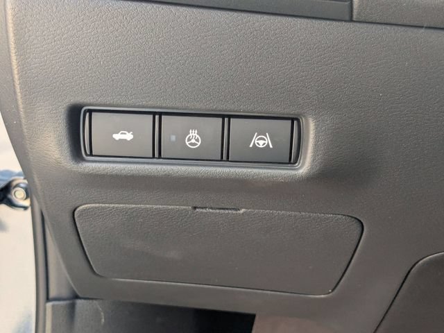 New 2026 Nissan Sentra SR w/ SR Premium Package FWD image 16