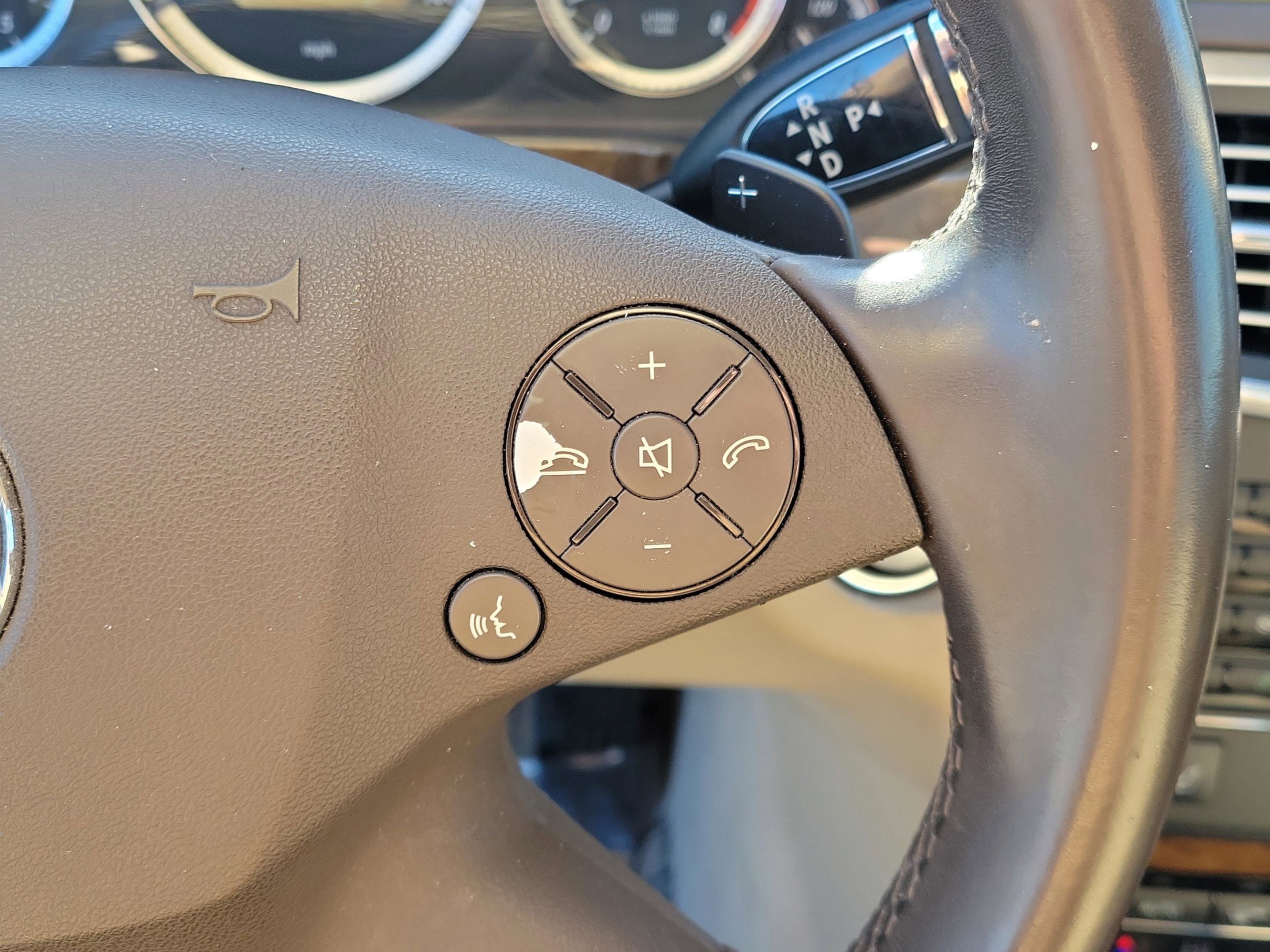 Used 2010 Mercedes-Benz E 350 4MATIC Sedan image 22