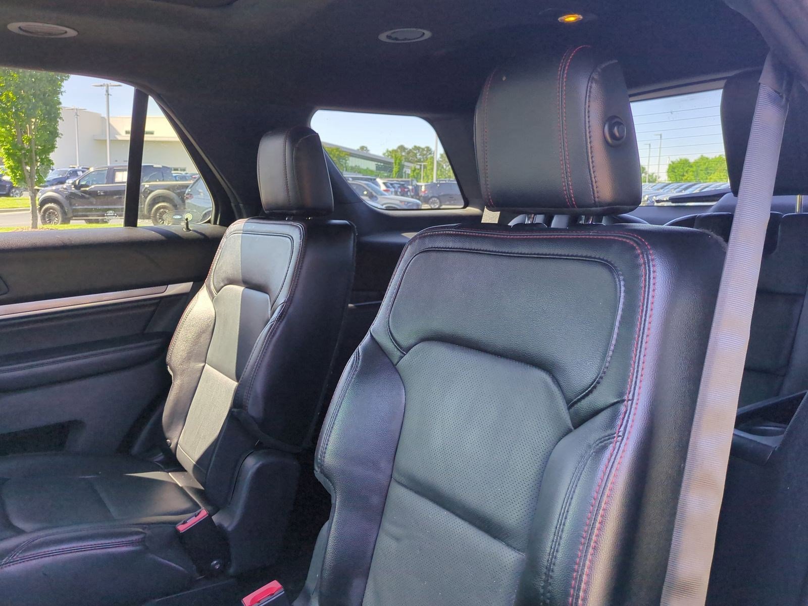 Used 2017 Ford Explorer Sport w/ Equipment Group 401A AWD/4WD image 30