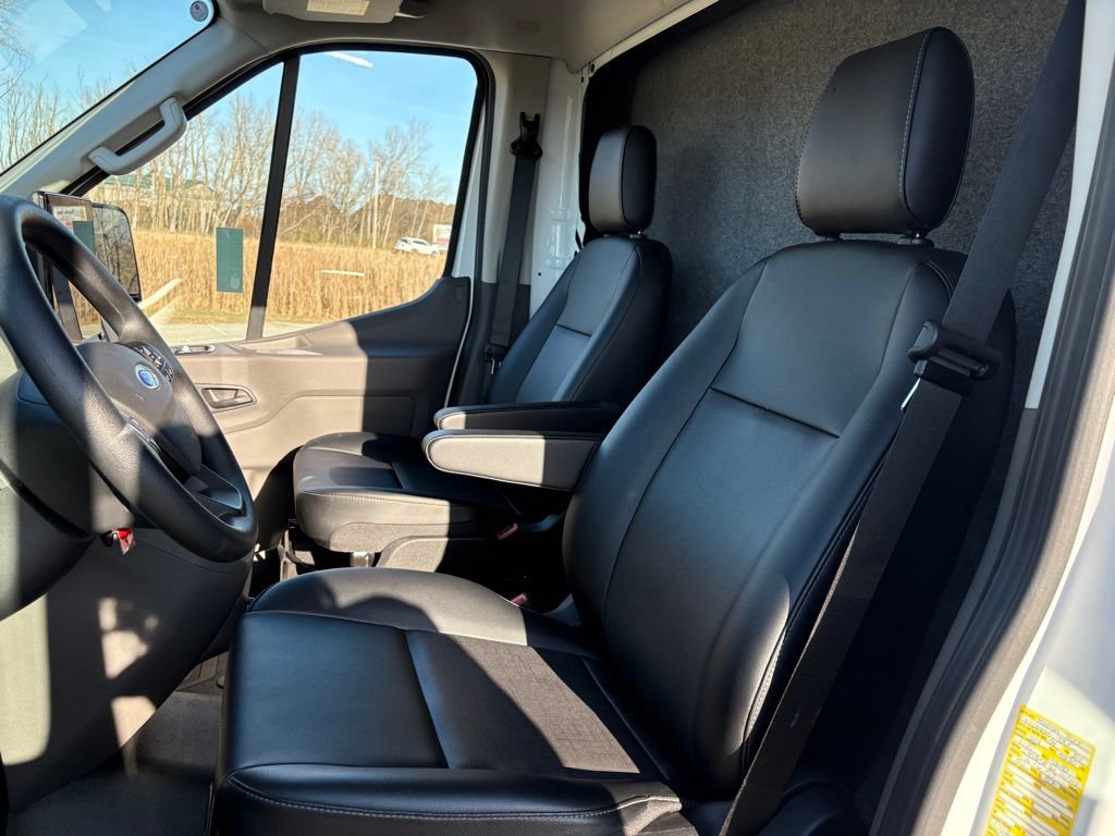 Used 2024 Ford Transit 250 AWD w/ Exterior Upgrade Package image 10