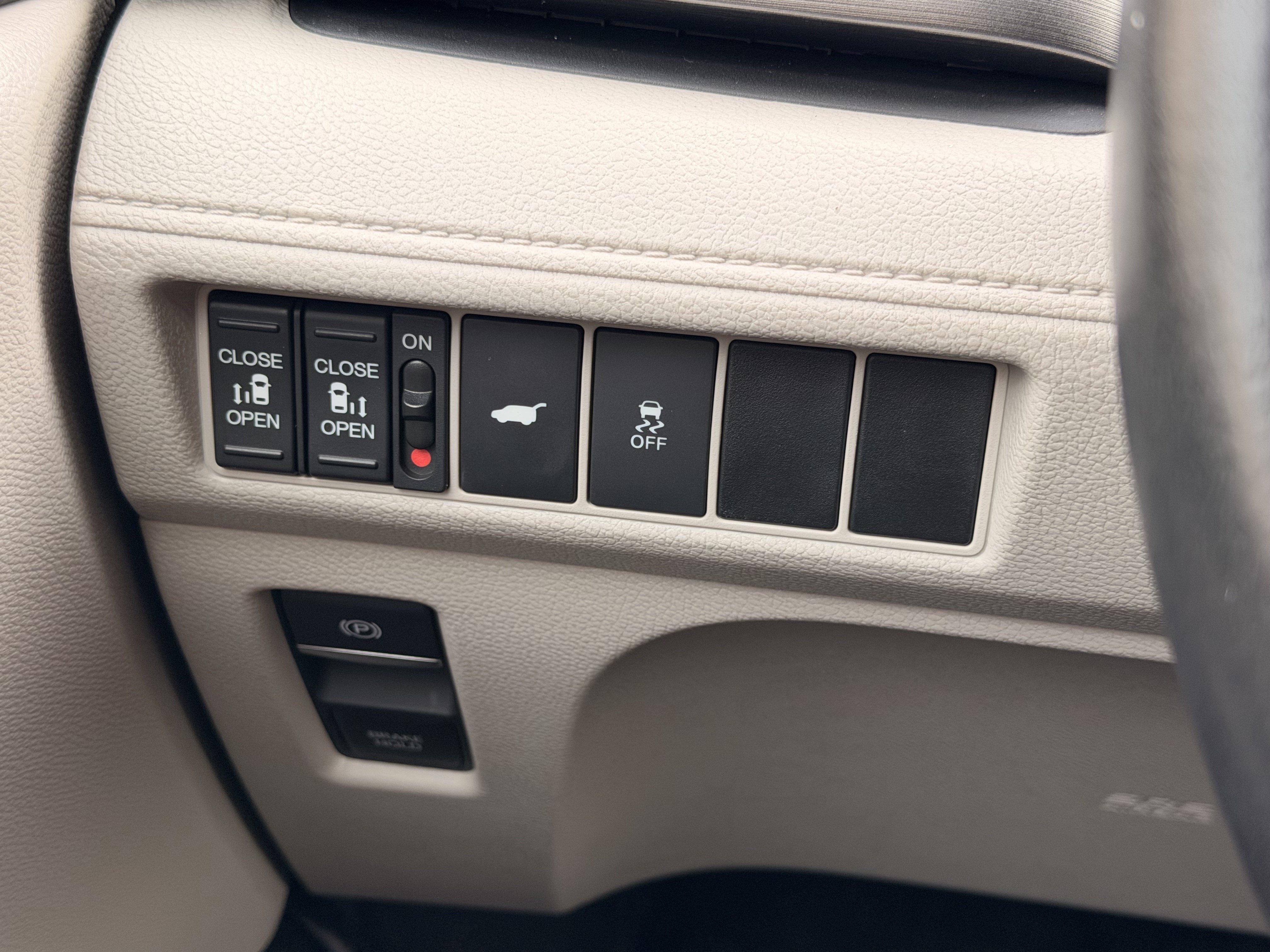 Used 2025 Honda Odyssey EX-L image 23