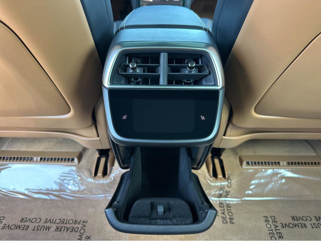 Used 2023 Lucid Air Touring image 17