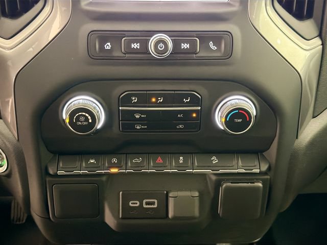 Used 2024 Chevrolet Silverado 1500 Custom Trail Boss w/ Turbomax Blackout Package AWD/4WD image 14