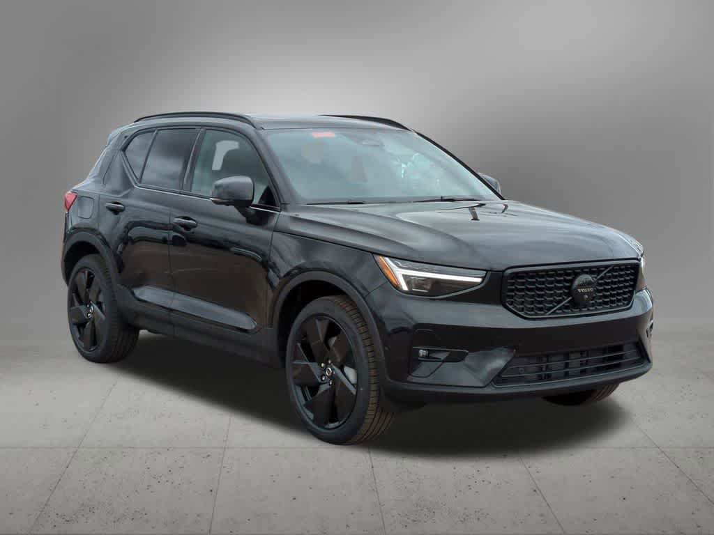 New 2026 Volvo XC40 B5 Ultra w/ Protection Package Premier AWD/4WD image 8