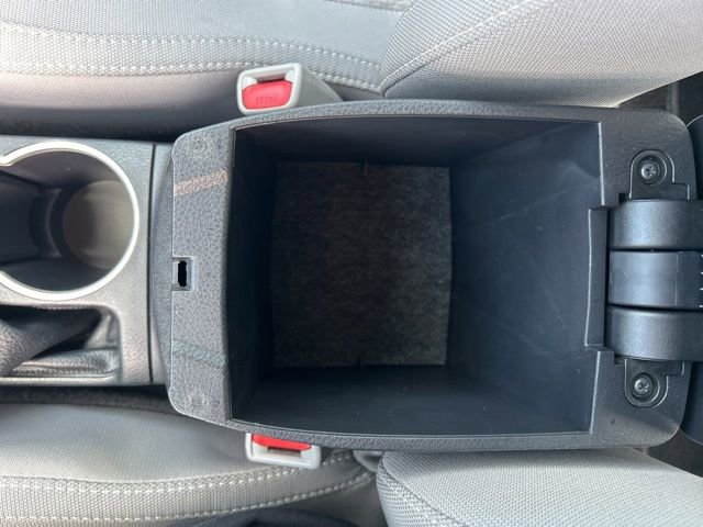 Used 2015 Toyota Corolla LE FWD image 29