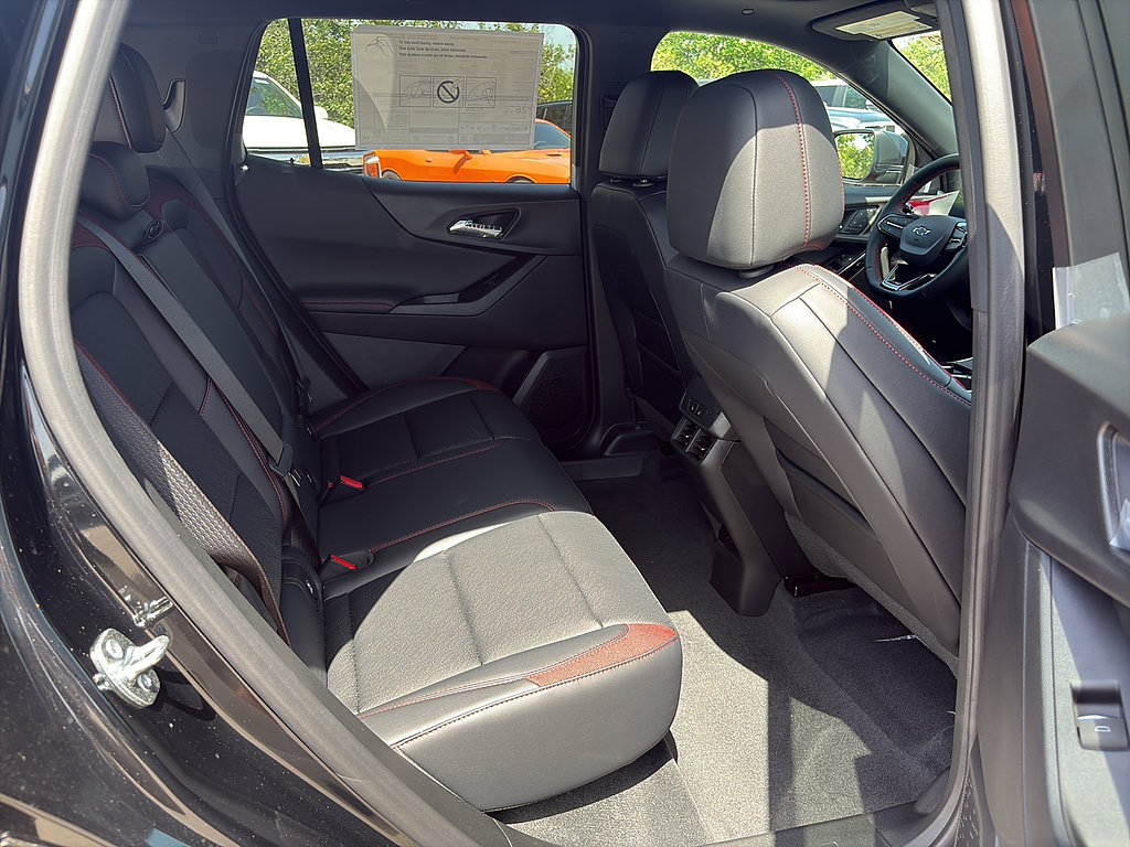 New 2027 Chevrolet Equinox RS w/ Convenience Package III AWD/4WD image 16