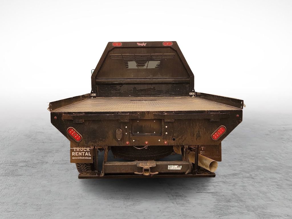 Used 2024 Chevrolet Silverado 2500 LT w/ Convenience Package image 9