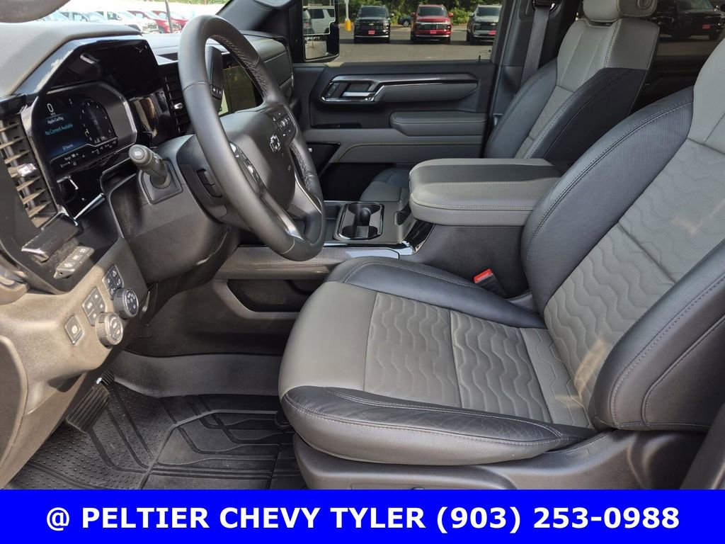 Used 2024 Chevrolet Silverado 2500 ZR2 w/ Technology Package AWD/4WD image 38