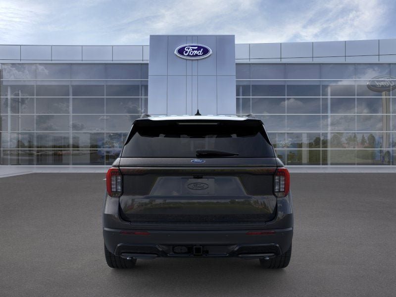 New 2026 Ford Explorer ST-Line w/ ST-Line Street Pack RWD image 5