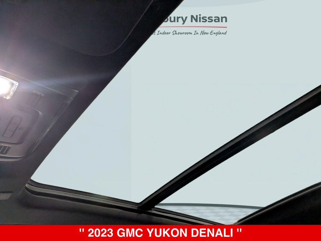 Used 2023 GMC Yukon Denali w/ Advanced Technology Package AWD/4WD image 28