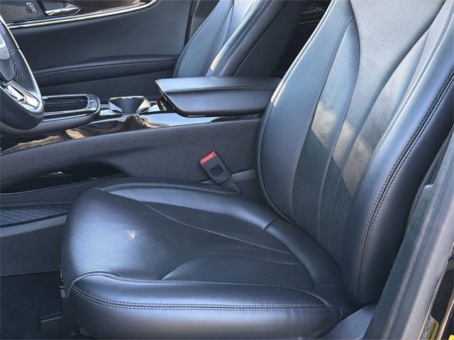 Used 2022 Lincoln Nautilus Reserve w/ Equipment Group 201A image 24