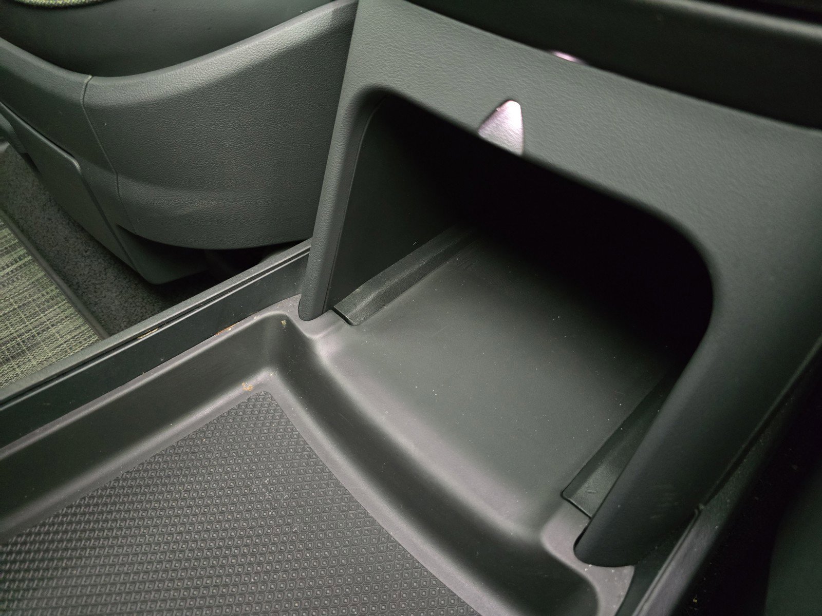 Used 2022 Rivian R1S Launch Edition image 33