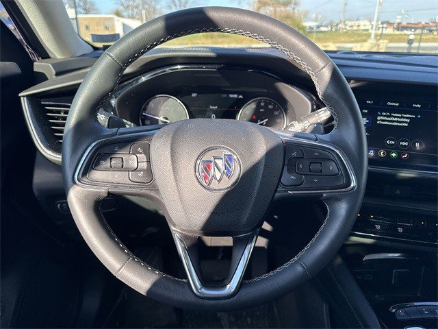 Used 2023 Buick Envision Essence image 14