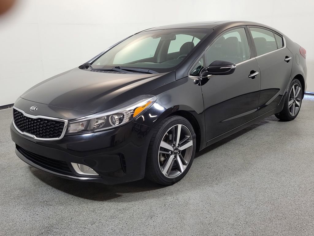 Used 2017 Kia Forte EX w/ EX Premium Plus Package FWD image 4