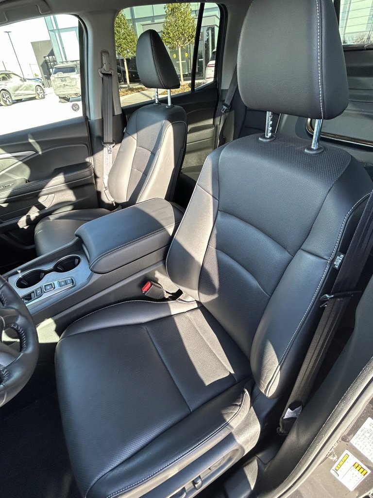Used 2025 Honda Ridgeline RTL image 17