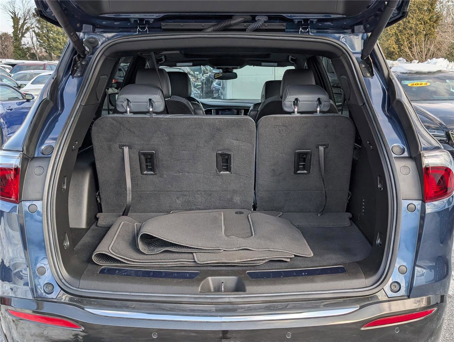 Used 2023 Buick Enclave Essence w/ Experience Buick Package image 14