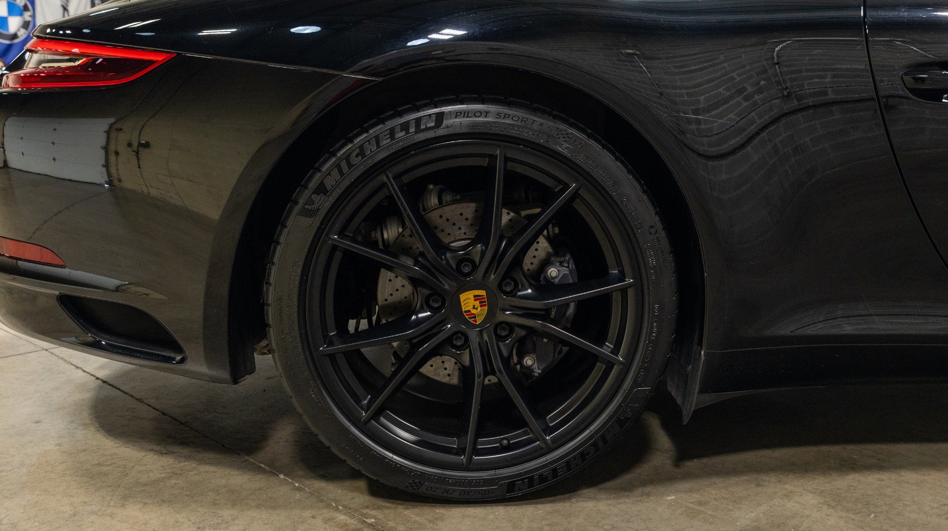 Used 2019 Porsche 911 Carrera RWD image 31