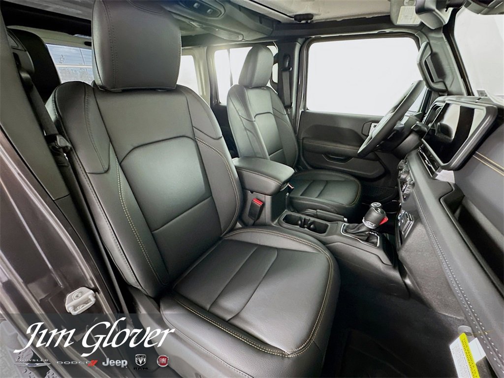 New 2025 Jeep Wrangler Sahara image 21