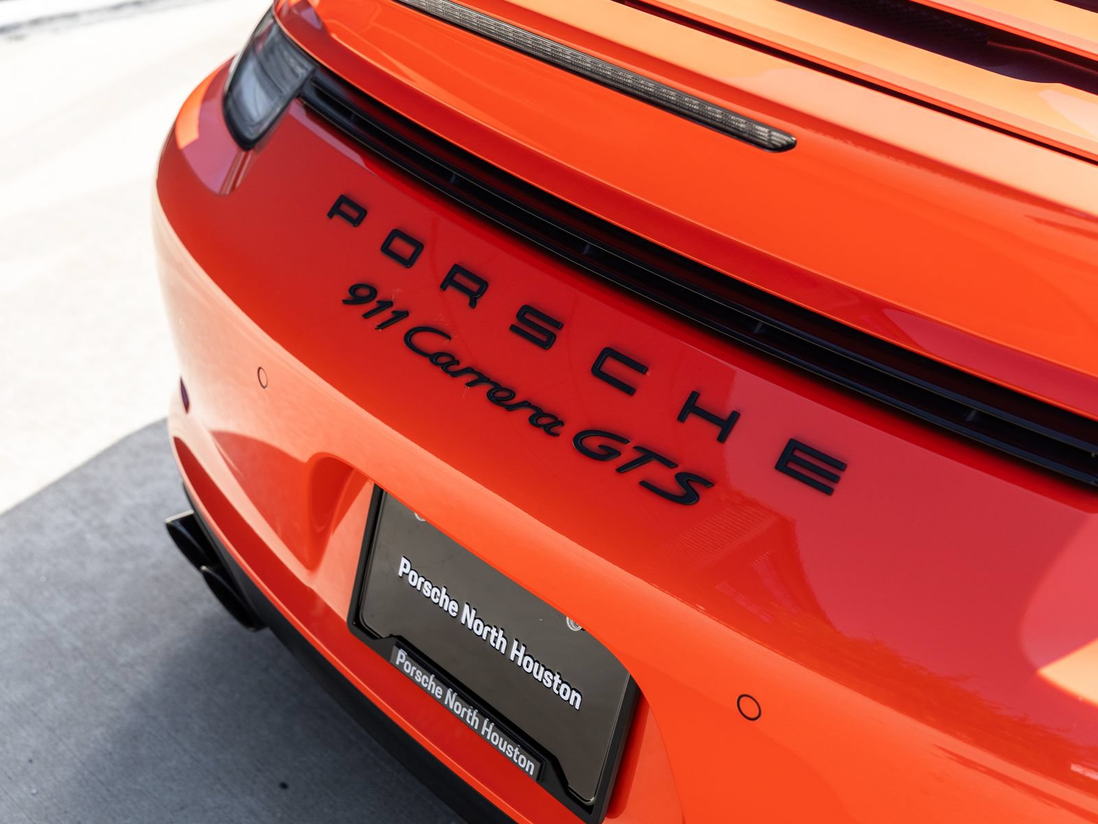 Certified 2016 Porsche 911 Carrera GTS RWD image 27