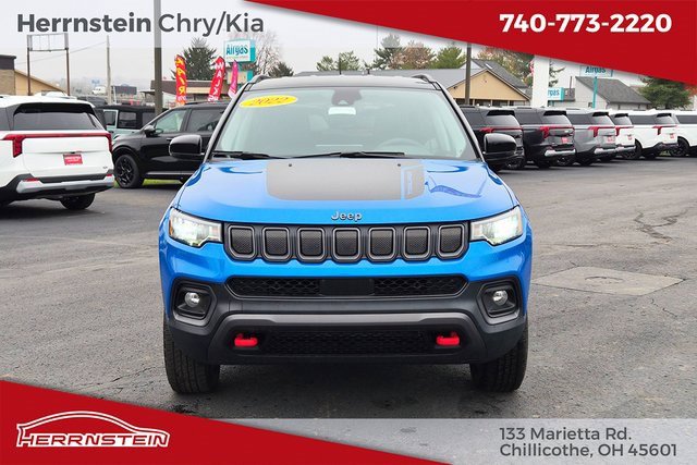 Used 2022 Jeep Compass Trailhawk image 2