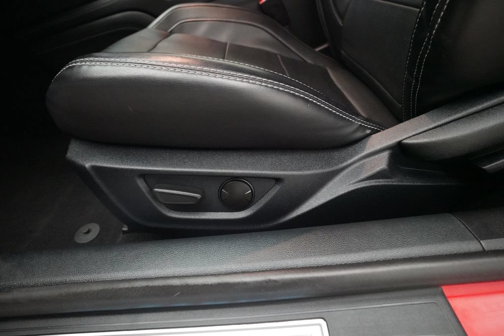 Used 2021 Ford Mustang GT Premium w/ Equipment Group 401A RWD image 29
