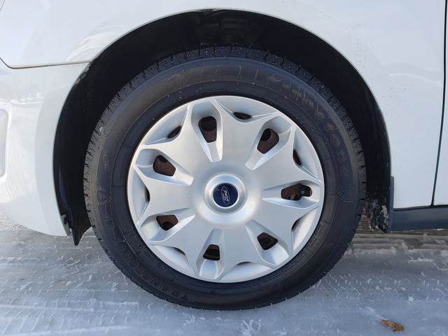 Used 2016 Ford Transit Connect XLT image 27