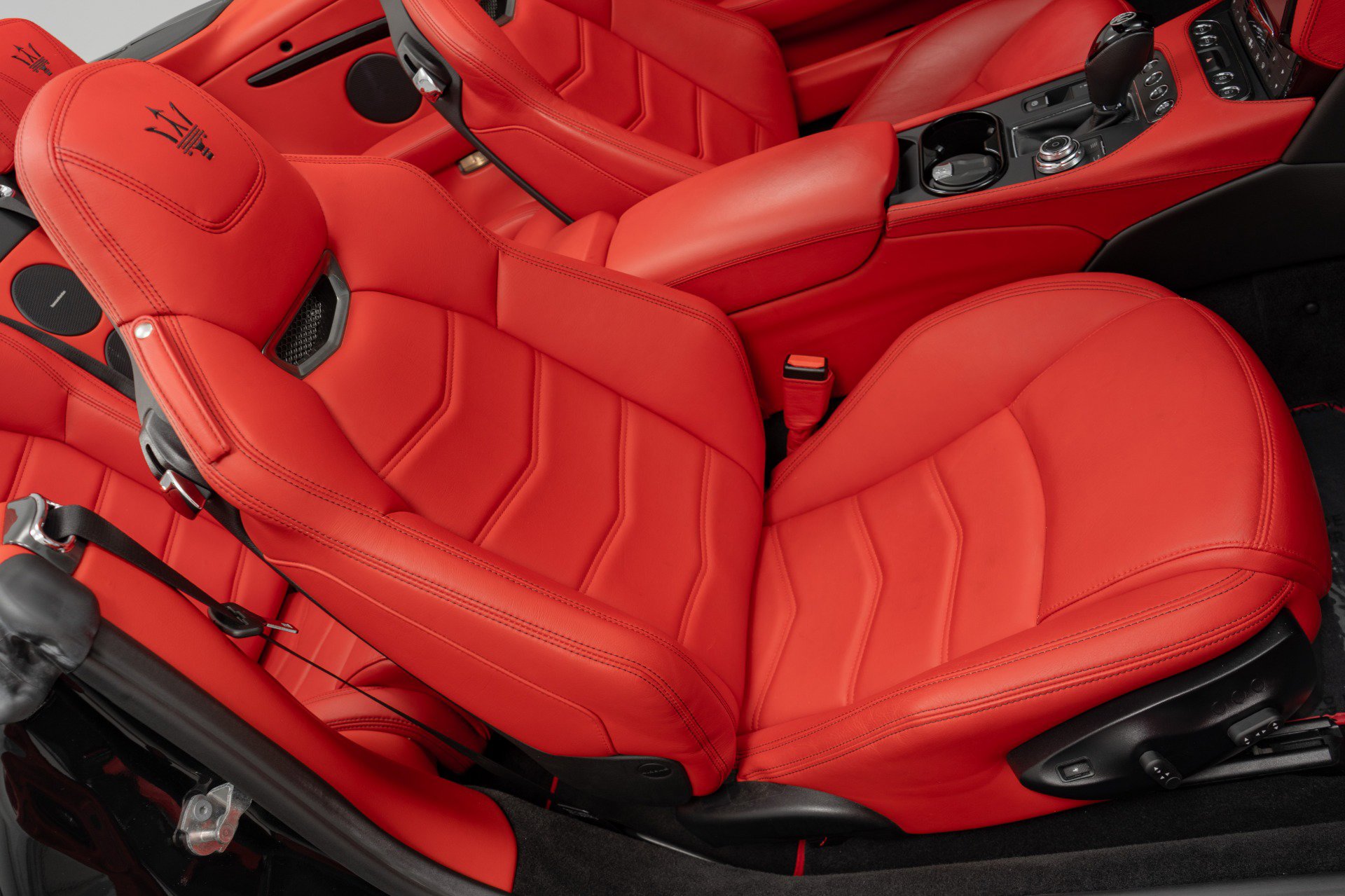 Used 2019 Maserati GranTurismo MC image 25