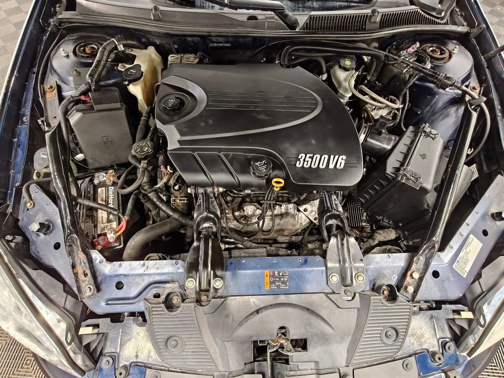 Used 2011 Chevrolet Impala LT image 28