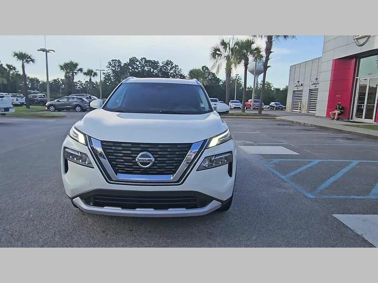 Used 2021 Nissan Rogue SV w/ Premium Package FWD image 19
