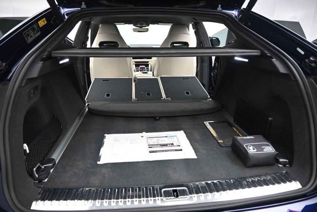 Used 2026 Lamborghini Urus SE AWD/4WD image 22