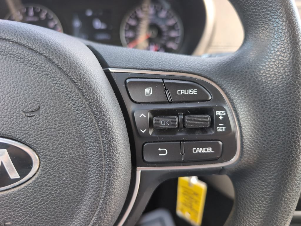 Used 2016 Kia Optima LX FWD image 17