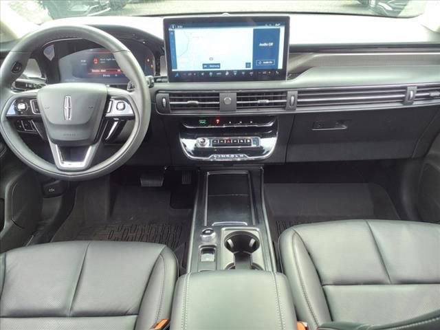 New 2024 Lincoln Corsair Grand Touring w/ Equipment Group 301A AWD/4WD image 8