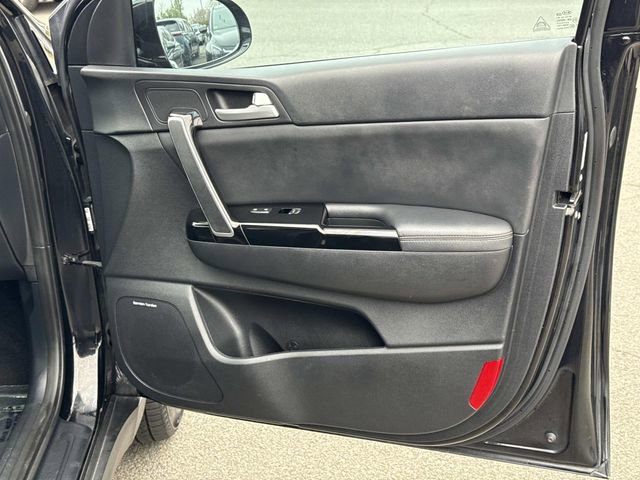 Used 2021 Kia Sportage EX w/ EX Technology Package image 8