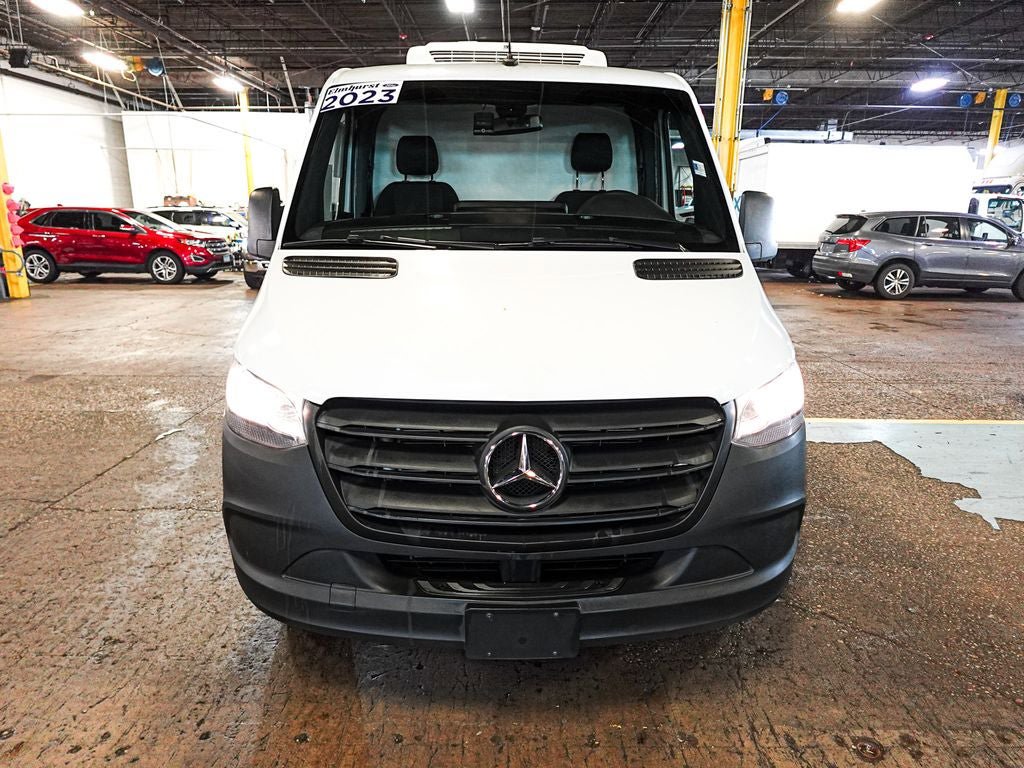 Used 2023 Mercedes-Benz Sprinter 1500 image 2